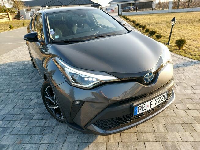 Toyota C-HR 2.0 hybryd Business Edition climatronic kamera grzane fotele