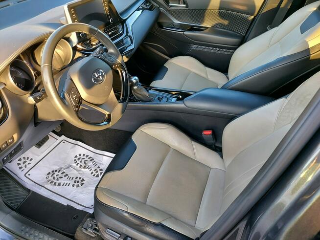 Toyota C-HR 2.0 hybryd Business Edition climatronic kamera grzane fotele
