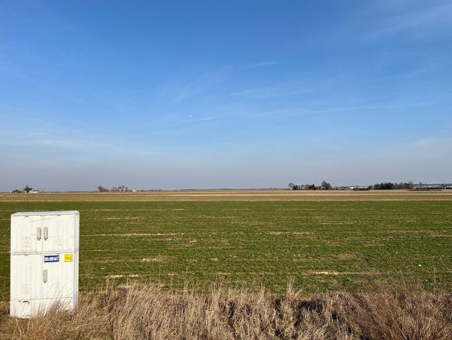 Na sprzedaż działka budowlana 1516 m² – Czuryły