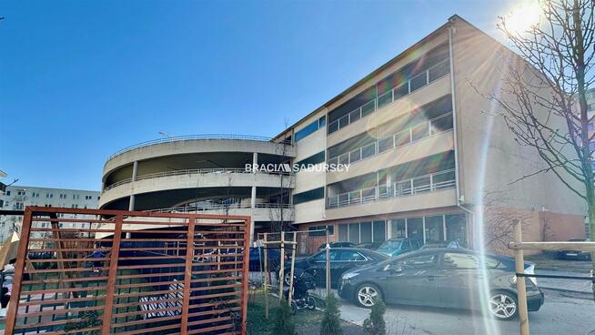 Garaż Kraków Podgórze, Płaszów, Przewóz