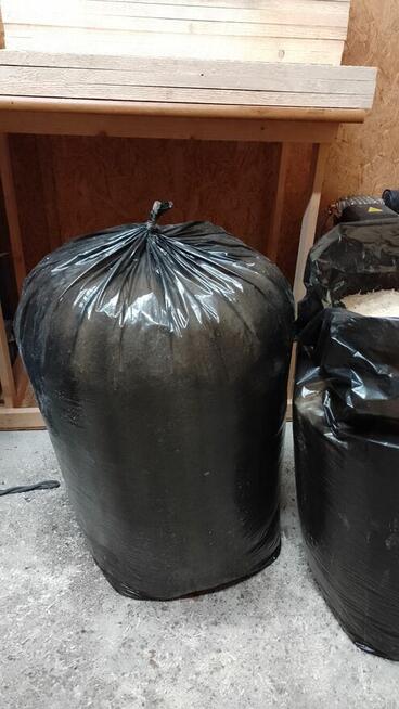 Trociny 120L suche bez pyłu z drewna po suszarni trocina wor