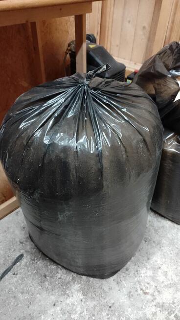 Trociny 120L suche bez pyłu z drewna po suszarni trocina wor