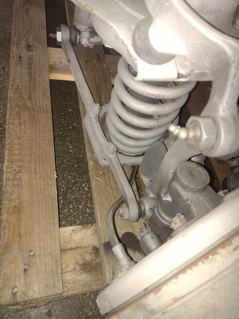 Zuk, Nysa-most, zawieszenie przednie