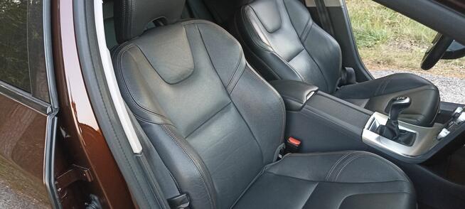 Super Volvo V60 cross country