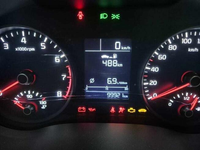 Auto osobowe Kia stonic