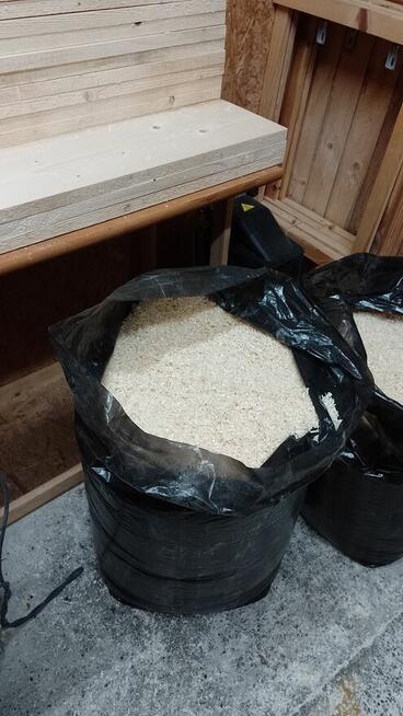 Trociny 120L suche bez pyłu z drewna po suszarni trocina wor