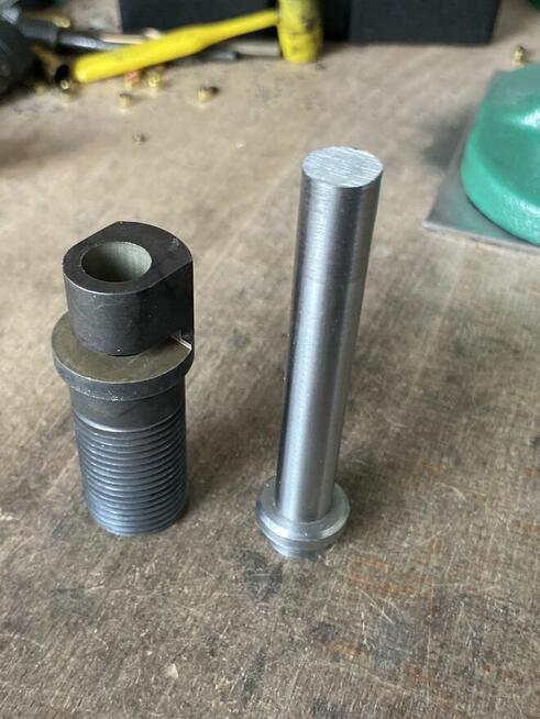 Wycinak do podkładek pod pocisk .45