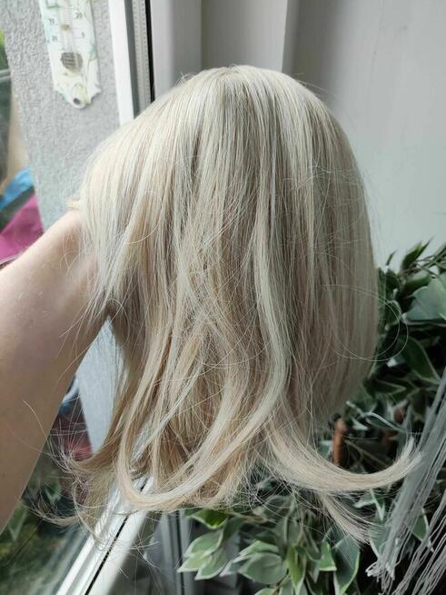 Peruka dla Kobiet Damska długie krótkie włosy blond grzywką