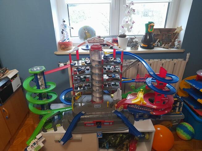 Garaż 7-piętrowy z 2 windami Super City Garage Majorette