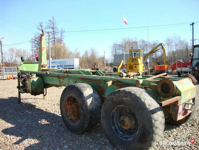 przyczepa hakowiec WAF do ciągnika