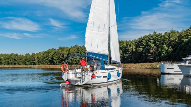 Antila33 jacht czarter wynajem jachtu Mazury