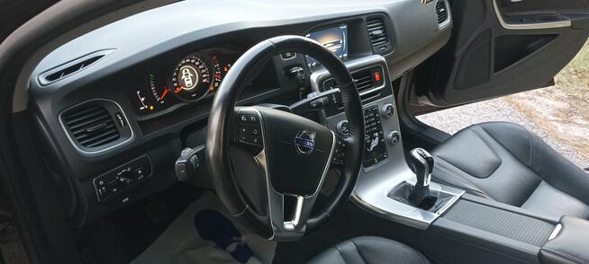 Super Volvo V60 cross country