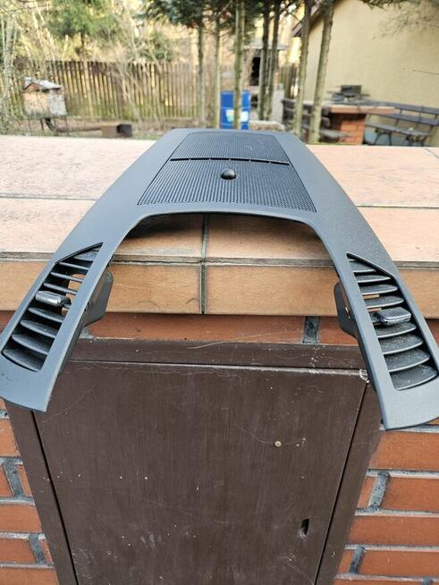 Radio z wyswietlaczem panel klimy i maskownica opel zafira B