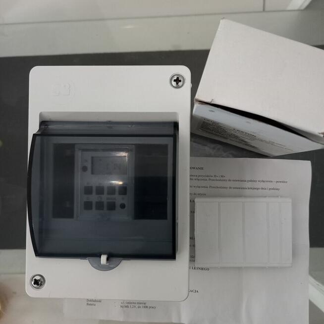 Programator LEXTON w obudowie , zaślepki 8programów