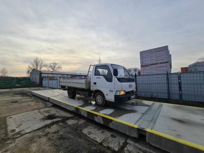 Samochód ciężarowy KIA K2700 kiper