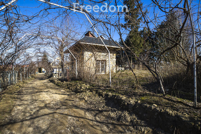 Domek rekreacyjny w Będziemyślu z działka 11,29 ar