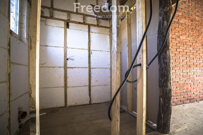 Domek rekreacyjny w Będziemyślu z działka 11,29 ar