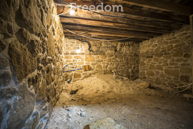 Domek rekreacyjny w Będziemyślu z działka 11,29 ar