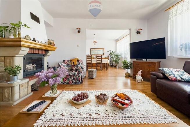 Dom w centrum Bielsko-Biała z widokiem na góry