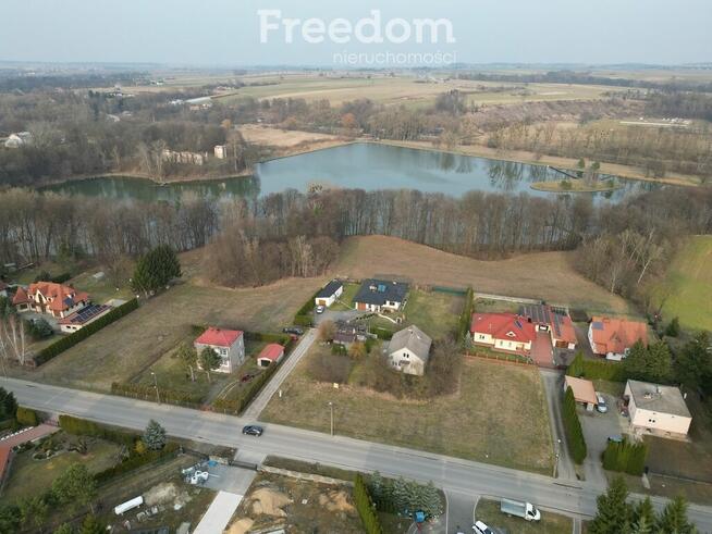 Atrakcyjna nieruchomość w sąsiedztwie zalewu