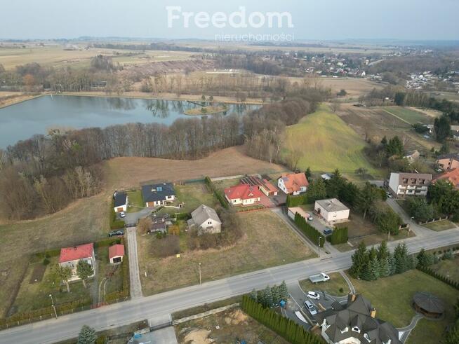 Atrakcyjna nieruchomość w sąsiedztwie zalewu
