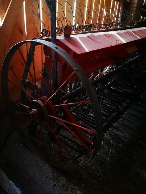 Siewnik zbożowy długość 2.7 m