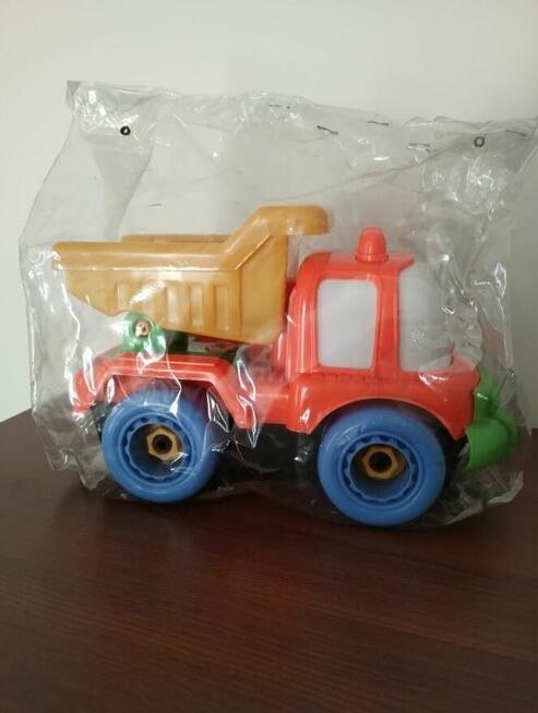 Sprzedam nowe autko do rozkręcania