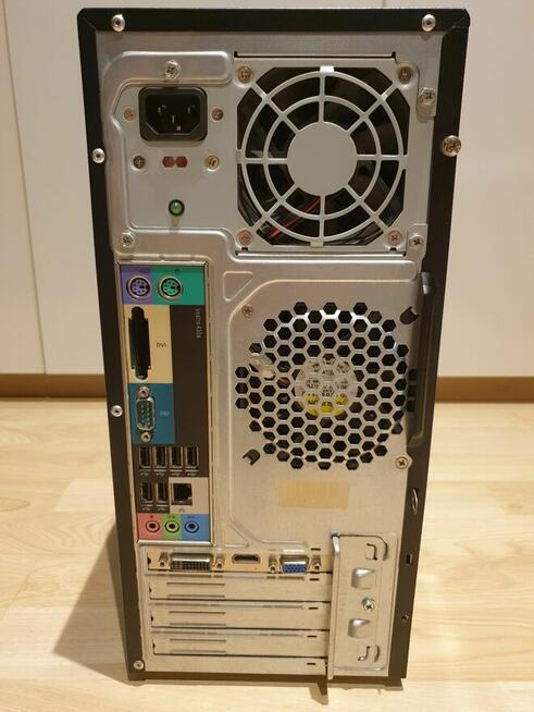 Komputer Dell Vostro 430 i5 750 4x2,66/8/320 +MS Office 2007