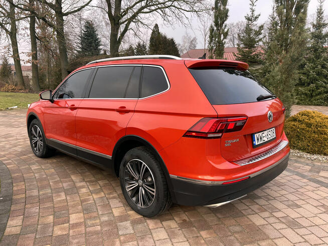 Volkswagen Tiguan Allspace 2.0 benzyna, 7-osobowy, bog