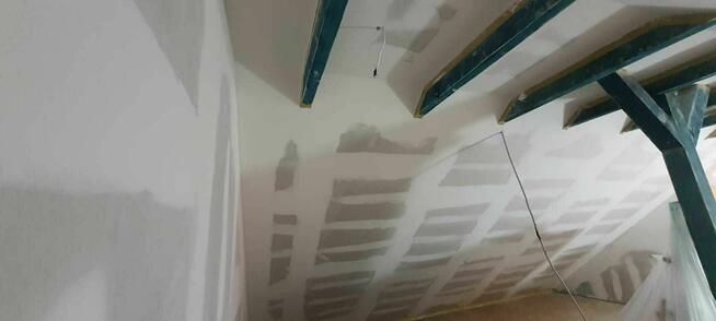 Sucha zabudowa GK, adaptacje poddaszy, ścianki, gładzie