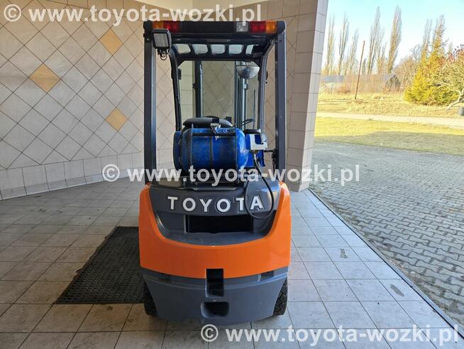 Wózek widłowy TOYOTA 8FGF18 wolny skok 8FG18 widlak Linde