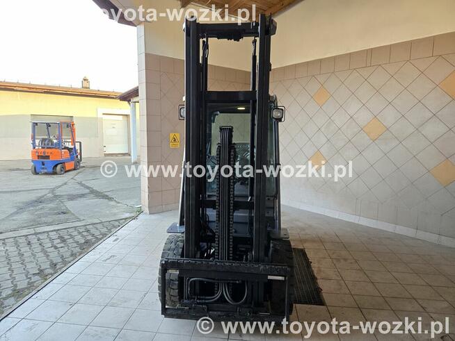 Wózek widłowy TOYOTA 8FDF30 , wolny skok, 8FD30 Linde