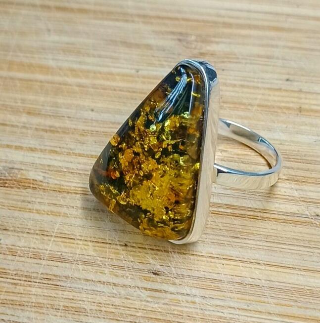 Pierścionki srebrny z bursztynem roz.21/śred.19,47mm