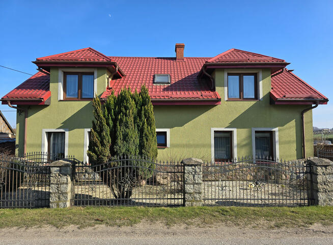 Kwasowo - dom wolnostojący z fotowoltaiką