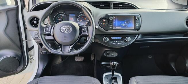 Toyota Yaris 1.5 hybryda