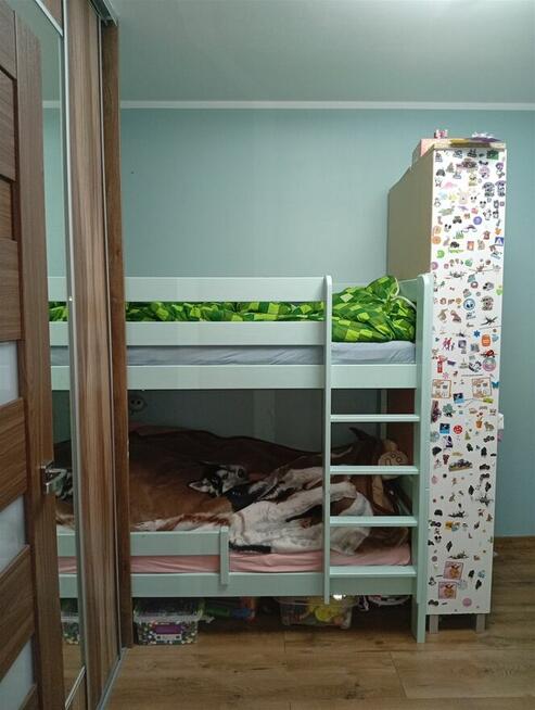 Sprzedam mieszkanie z dwoma miejscami postojowymi