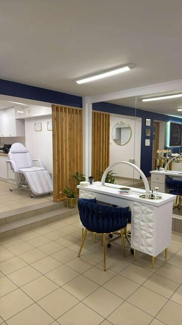 Stylizacja paznokci, manicure, pedicure, podologia.