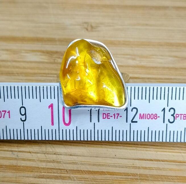 Pierścionek Srebrny z Bursztynem Roz.21/19,28mm