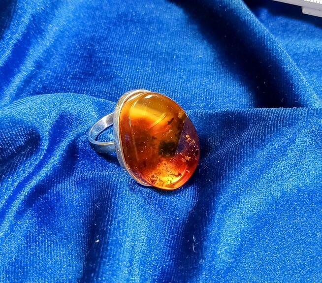Pierścionek Srebrny z Bursztynem Roz.18/18,46mm