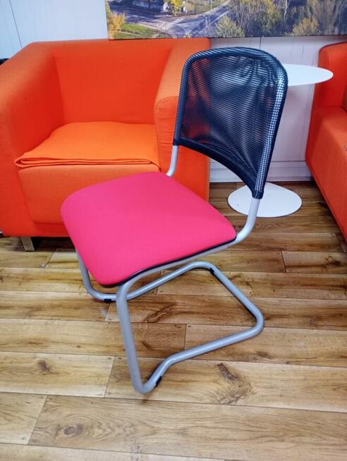 Krzesło konferencyjne czerwone krzesła fotele biurowe konfer