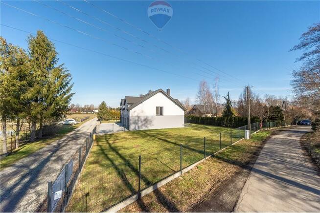 Nowy bliźniak 4 pokoje i salon Jasienica