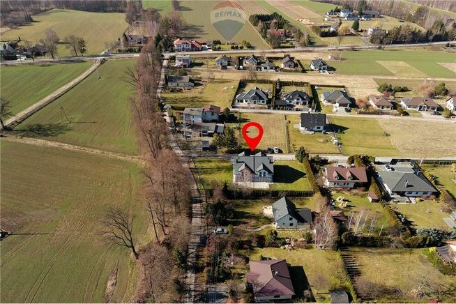 Nowy bliźniak 4 pokoje i salon Jasienica