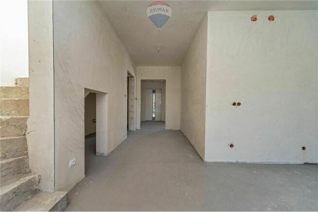 Nowy bliźniak 4 pokoje i salon Jasienica