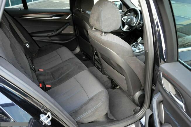 BMW M550i LIFT M-PAKIET XDRIVE Fvat23% Serwis ASO 1WŁ Harman\Kardon