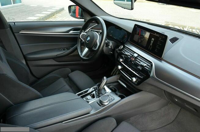 BMW M550i LIFT M-PAKIET XDRIVE Fvat23% Serwis ASO 1WŁ Harman\Kardon