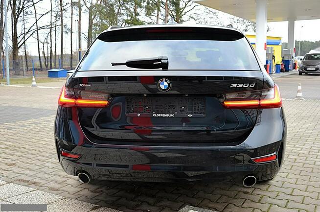 BMW Seria 3 330d XD Sport Line Panorama FullLED Sporty Ambient VAT 23%