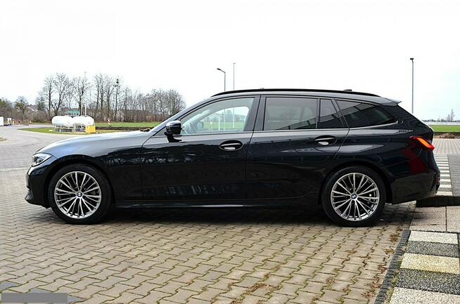BMW Seria 3 330d XD Sport Line Panorama FullLED Sporty Ambient VAT 23%