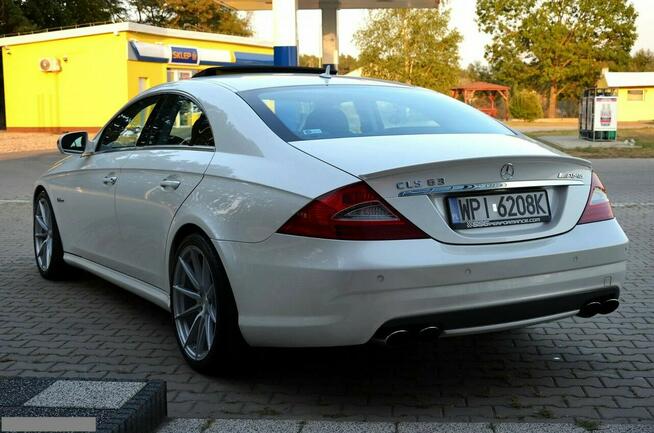 Mercedes CLS 63 AMG CLS 63AMG 6208cm3 514PS Japonia AMG LIFT