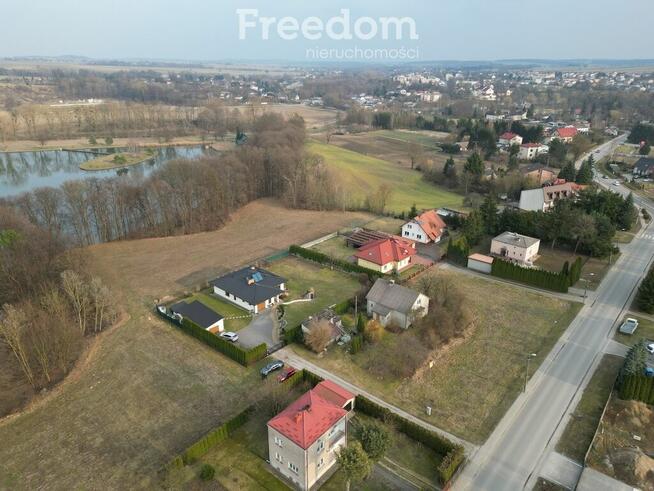 Atrakcyjna nieruchomość w sąsiedztwie zalewu