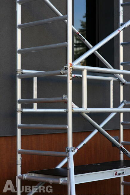 Rusztowanie przejezdne aluminiowe ALUBERG 1370 - 700 z belką